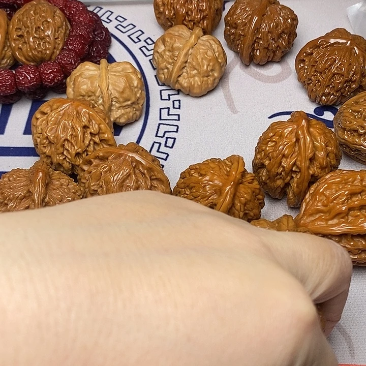 涂***了吊坠文玩核桃磨盘