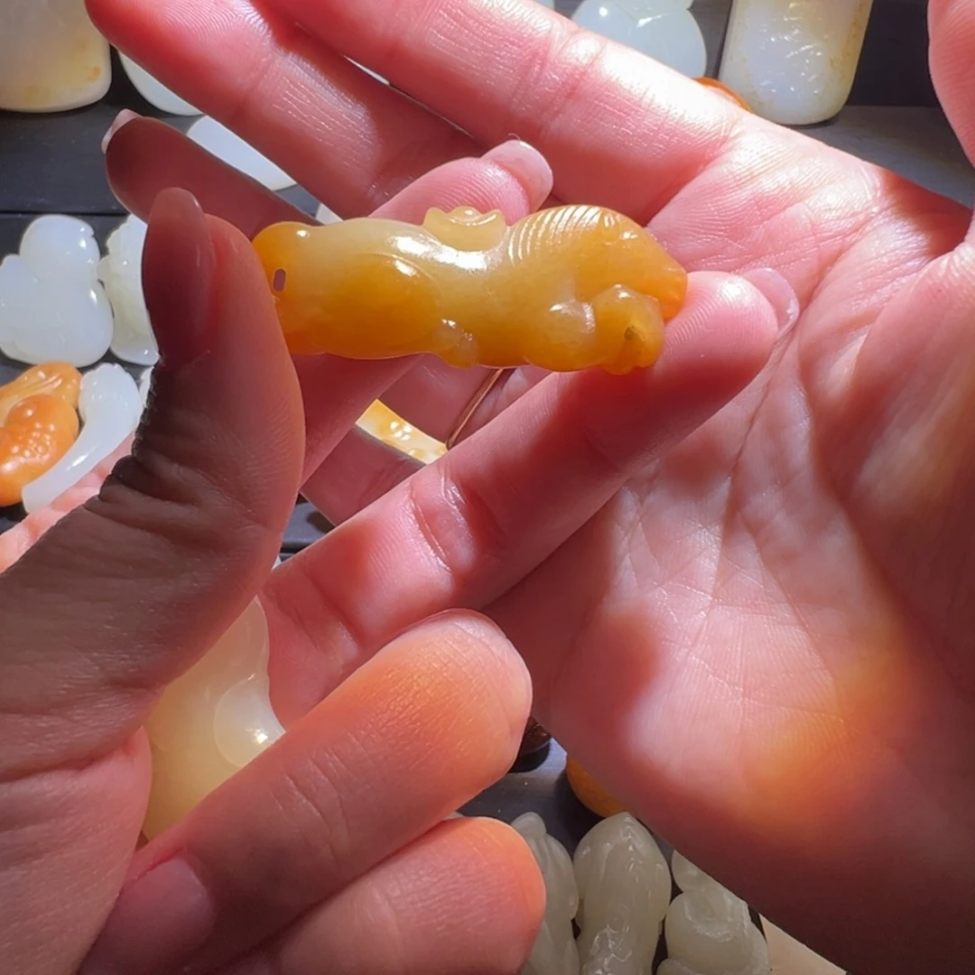 未镶嵌和田玉车挂安*