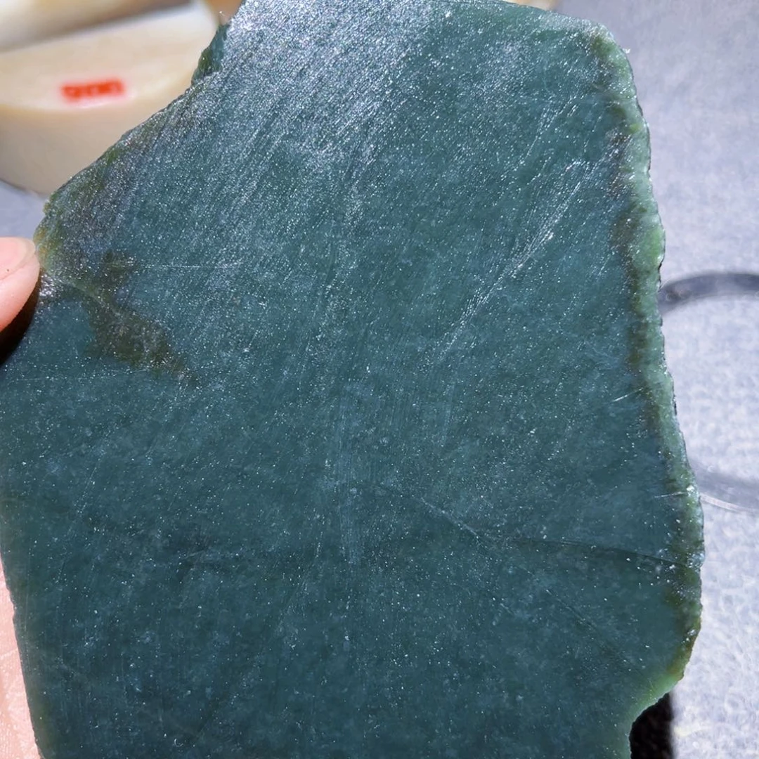 和田玉（糖玉）未镶嵌珠宝奇石