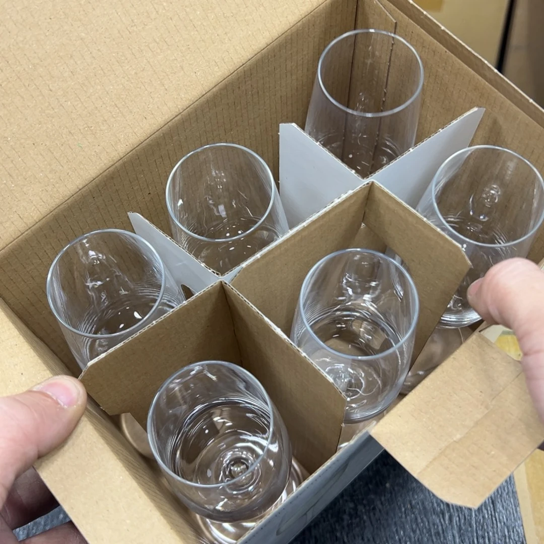 在***方玻璃中古工艺品摆件