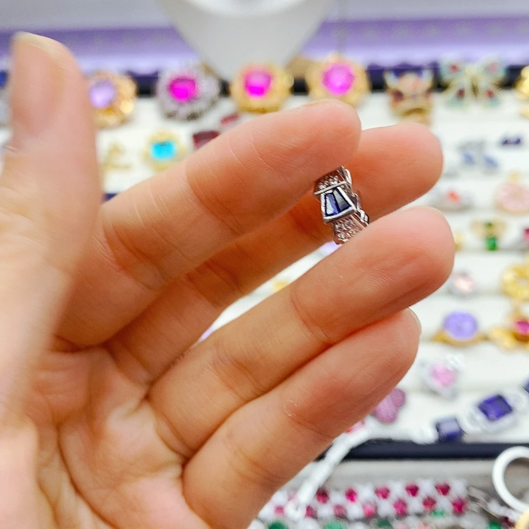 吊坠(不含链)蓝宝石未镶嵌