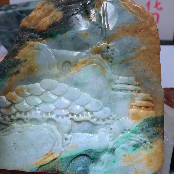 翡翠未镶嵌颈饰保真天然A货翡翠