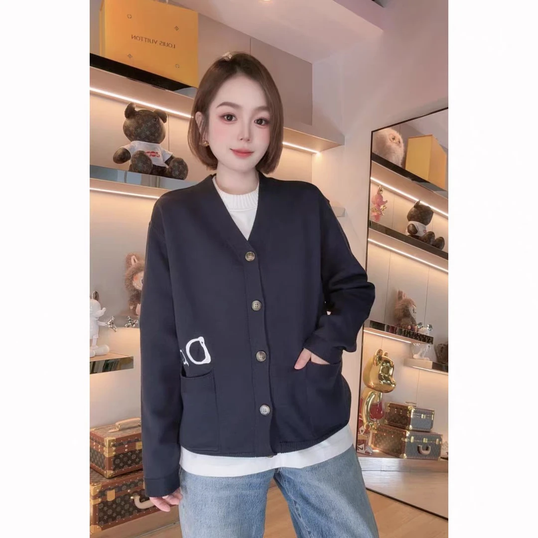 2025新款针织女刺绣V领毛针织衫1128