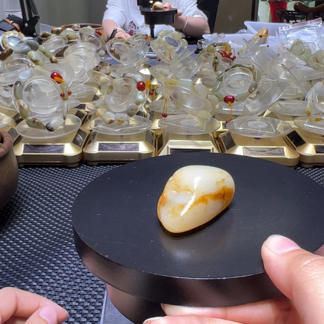 宮***身和田玉（子料）未镶嵌吊坠(不含链)37