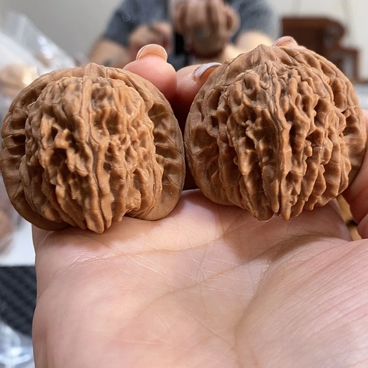 文玩核桃吊坠44mm楼子