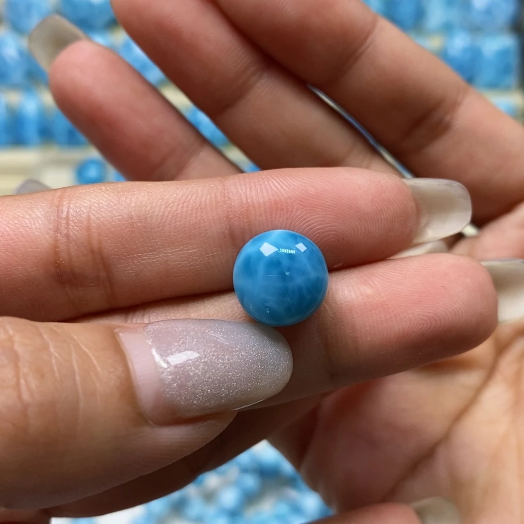 m***o针钠钙石（海纹石）未镶嵌颈饰