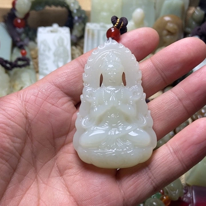 涅***五和田玉未镶嵌挂件