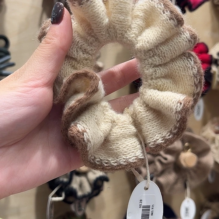 布艺铁合金米白色小肠