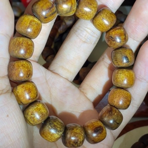 贡木把件感谢大家的支持