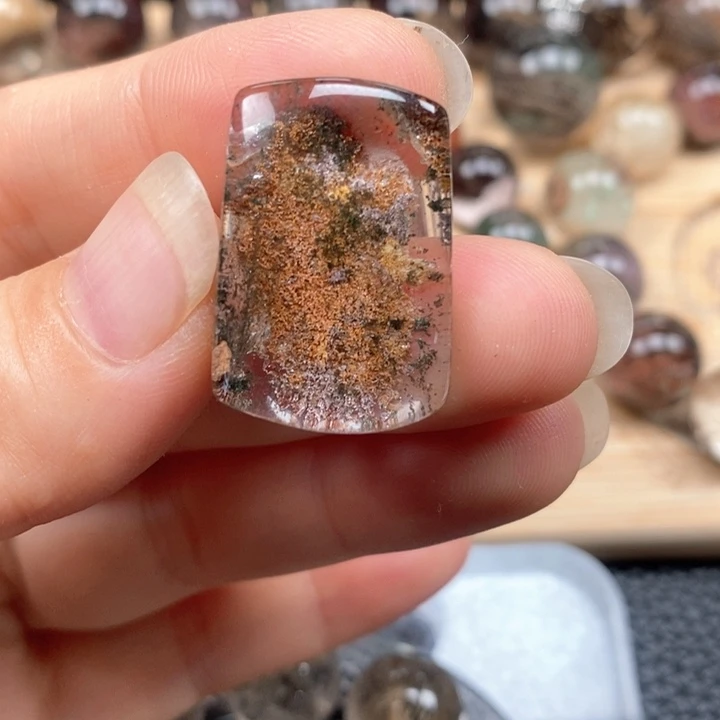 未镶嵌颈饰水晶水晶