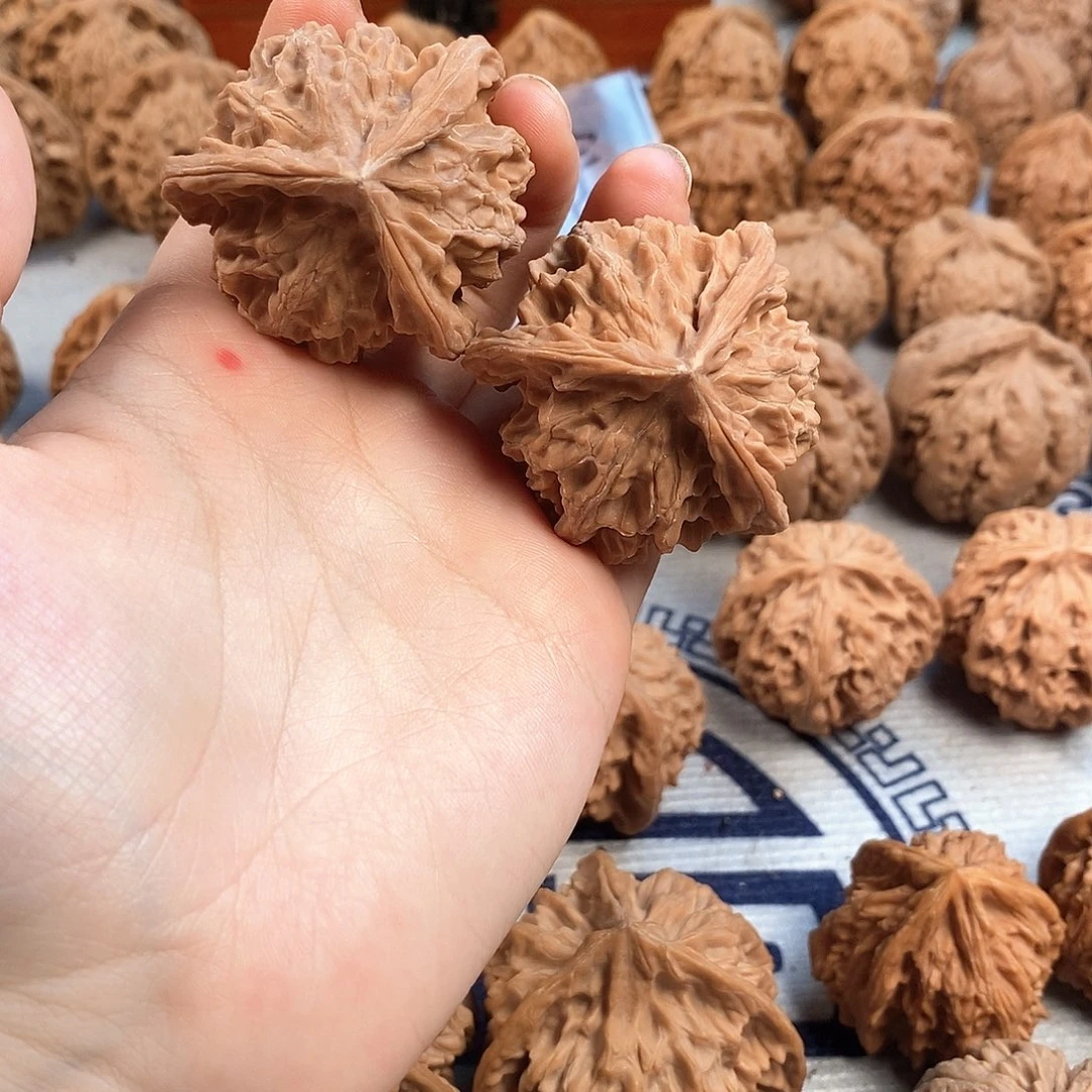 文玩核桃吊坠盘山42全品