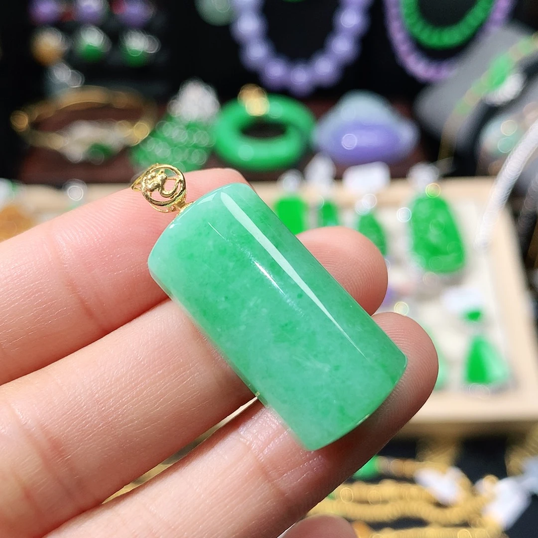翡翠18K金镶嵌吊坠(不含链)