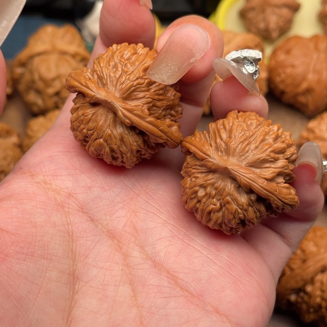 文玩核桃吊坠汉高楼手捻33