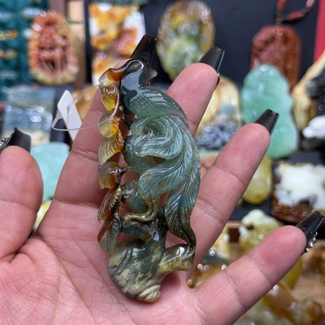 未镶嵌蛇纹石玉颈饰