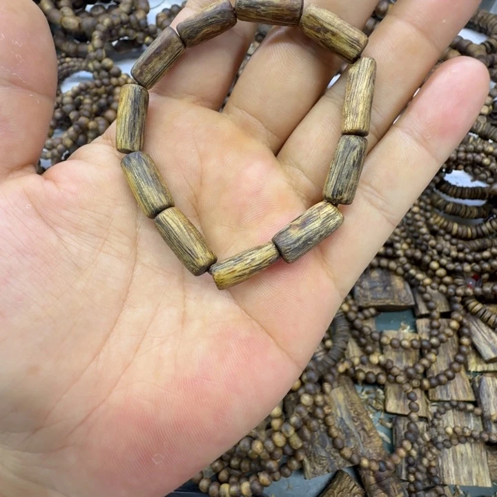 沉香碎屑沉香奇楠沉香乌身卡0.7单圈树心油5克+