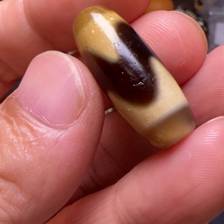 玛瑙/玉髓颈饰9K金镶嵌