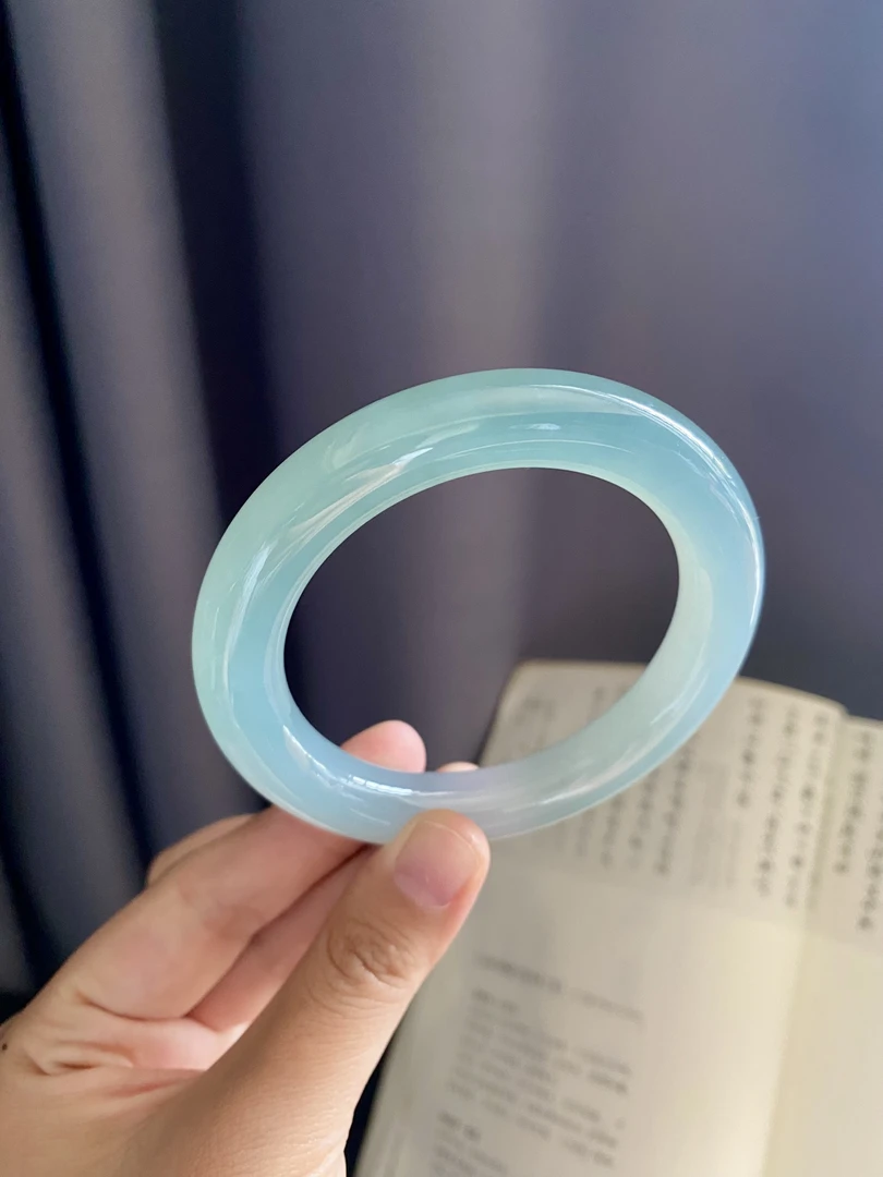 冰种冰透冰蓝圆条时尚女士翡翠玉石手镯定金链接1w