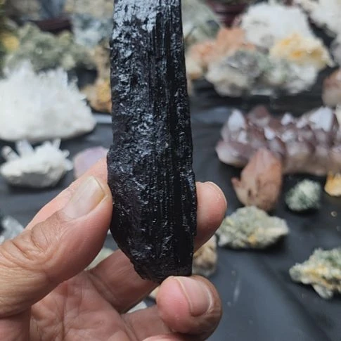 未镶嵌水晶摆件黑碧玺