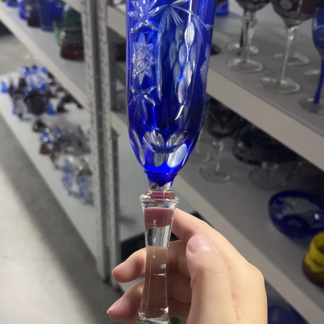 水晶玻璃平底款微瑕一个