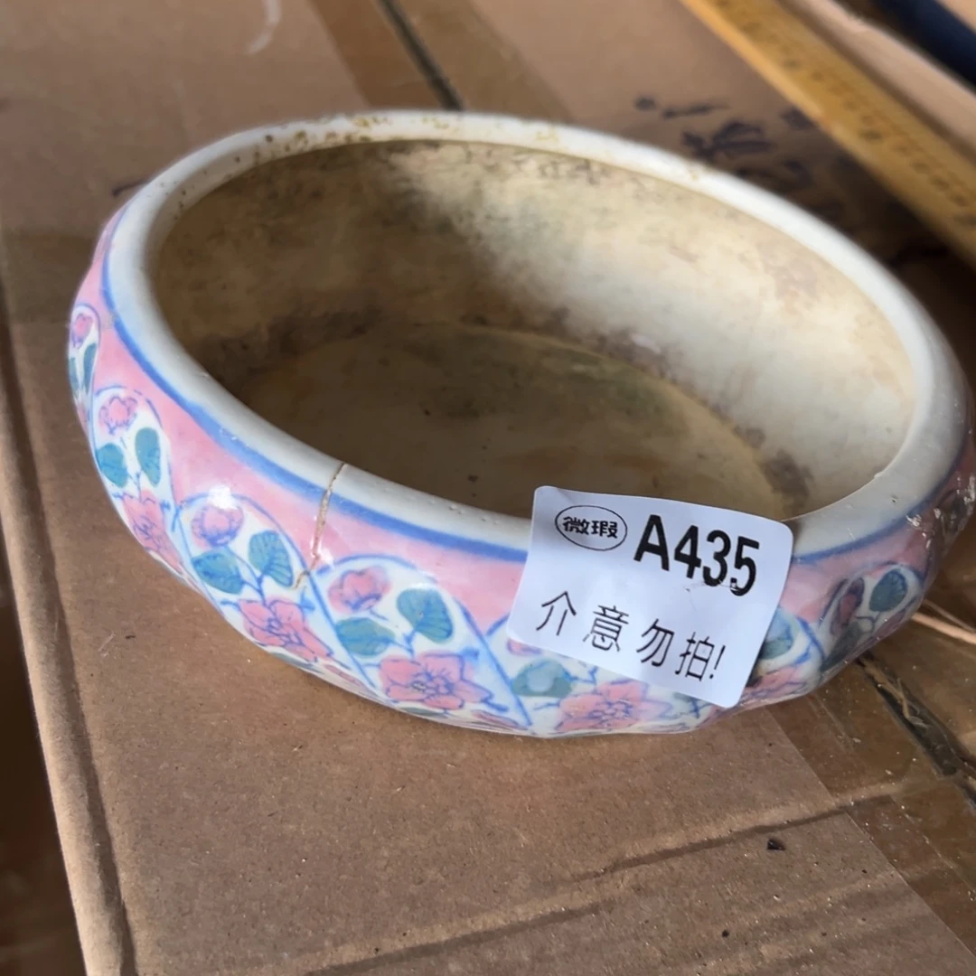 微瑕青花瓷器值得厚爱