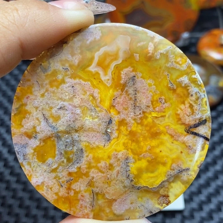 玛瑙/玉髓颈饰未镶嵌