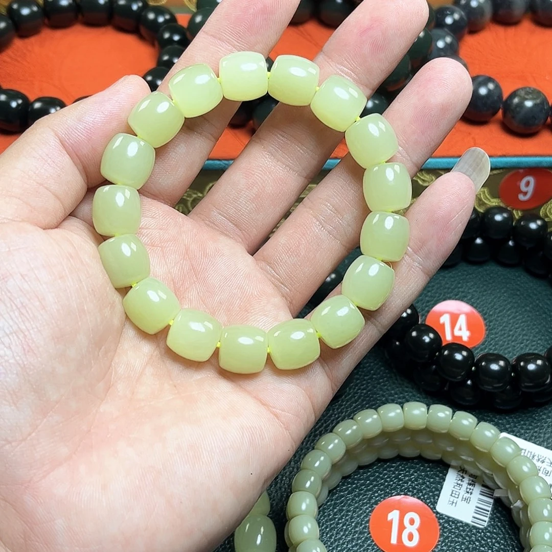 和田玉（黄玉）未镶嵌手链