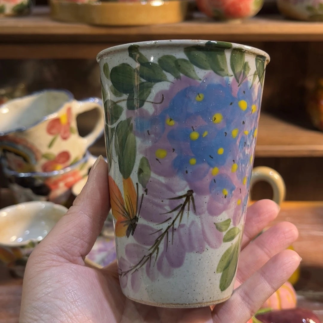 壶红红火火的一天在看你