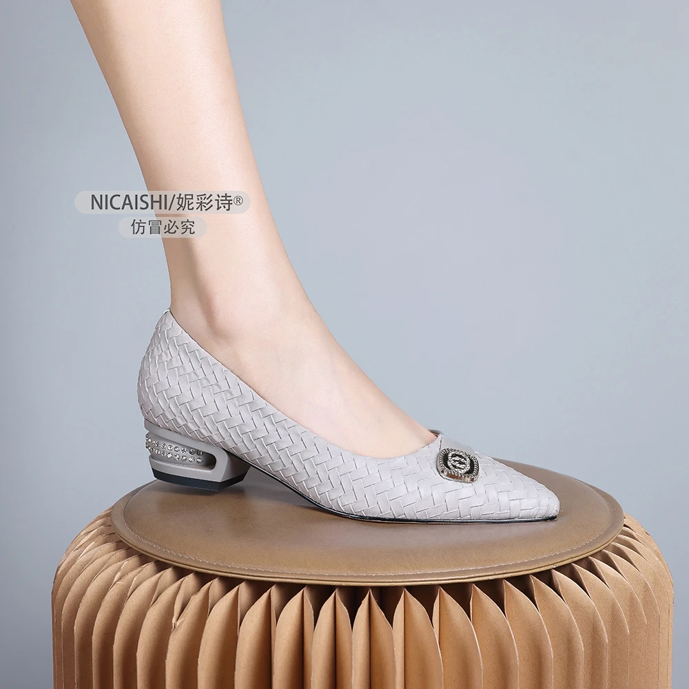 2025新款欧美单鞋时尚优雅百搭简约浅口气质女鞋舒适低跟尖头1238