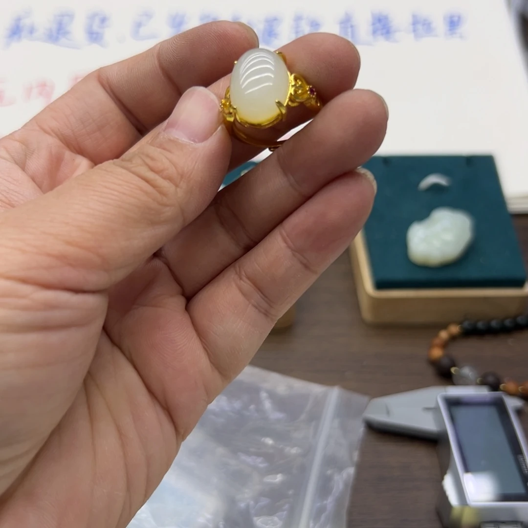 和田玉未镶嵌戒指87