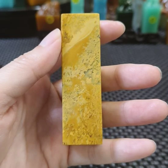 寿山石印石花坑石