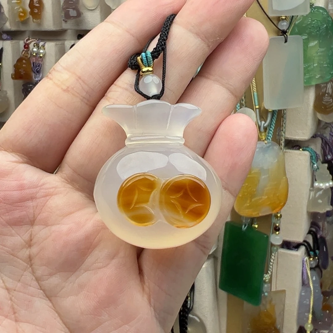未镶嵌颈饰玛瑙/玉髓