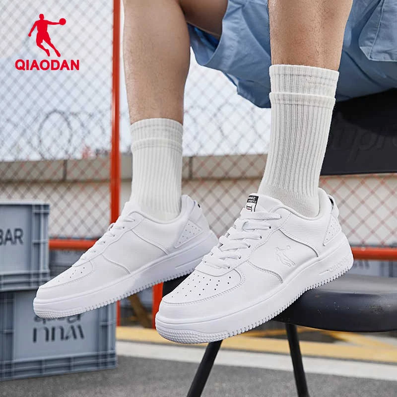 乔丹小白鞋空军一号板鞋男鞋2025夏季经典百搭女鞋情侣厚底休闲鞋