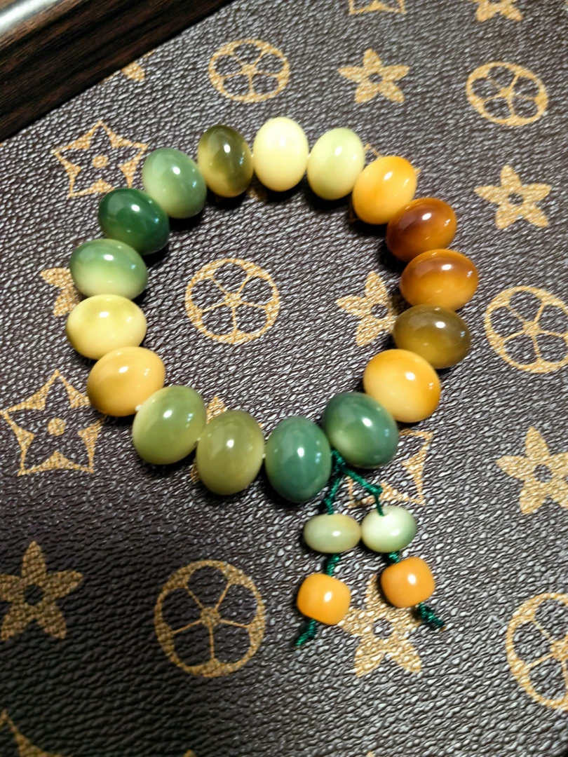 天然玉化奶油蜜瓜卡14菩提精工无暇手串