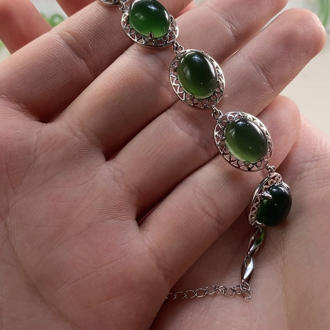 【闪购商品】蛇纹石玉岫玉未镶嵌L**a