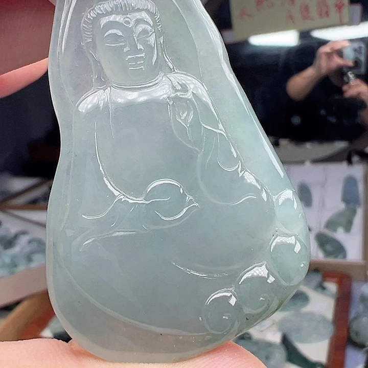 颈饰未镶嵌翡翠缅甸翡翠吊坠