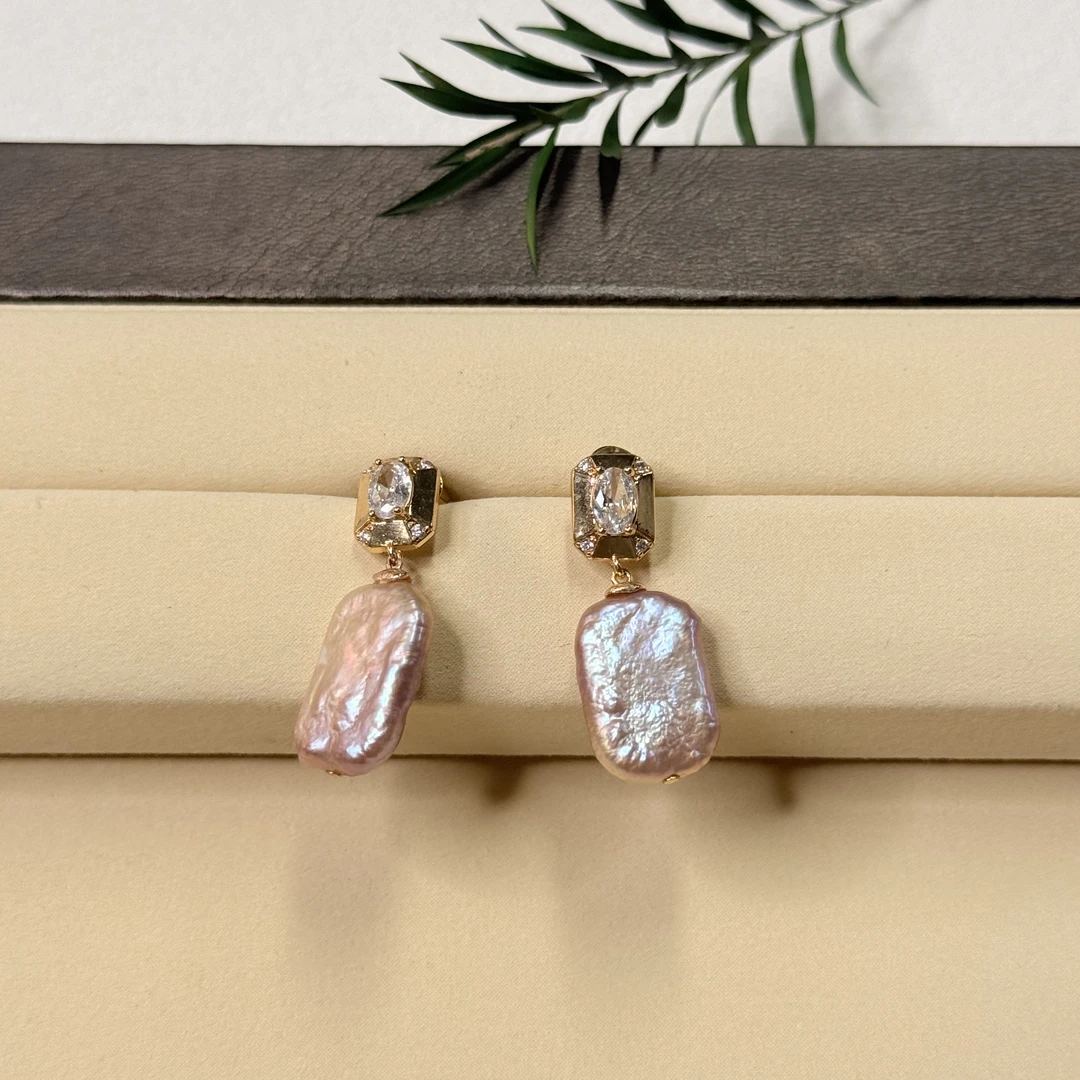 【六六中古】孤品优雅淡水巴洛克珍珠耳饰ty3220