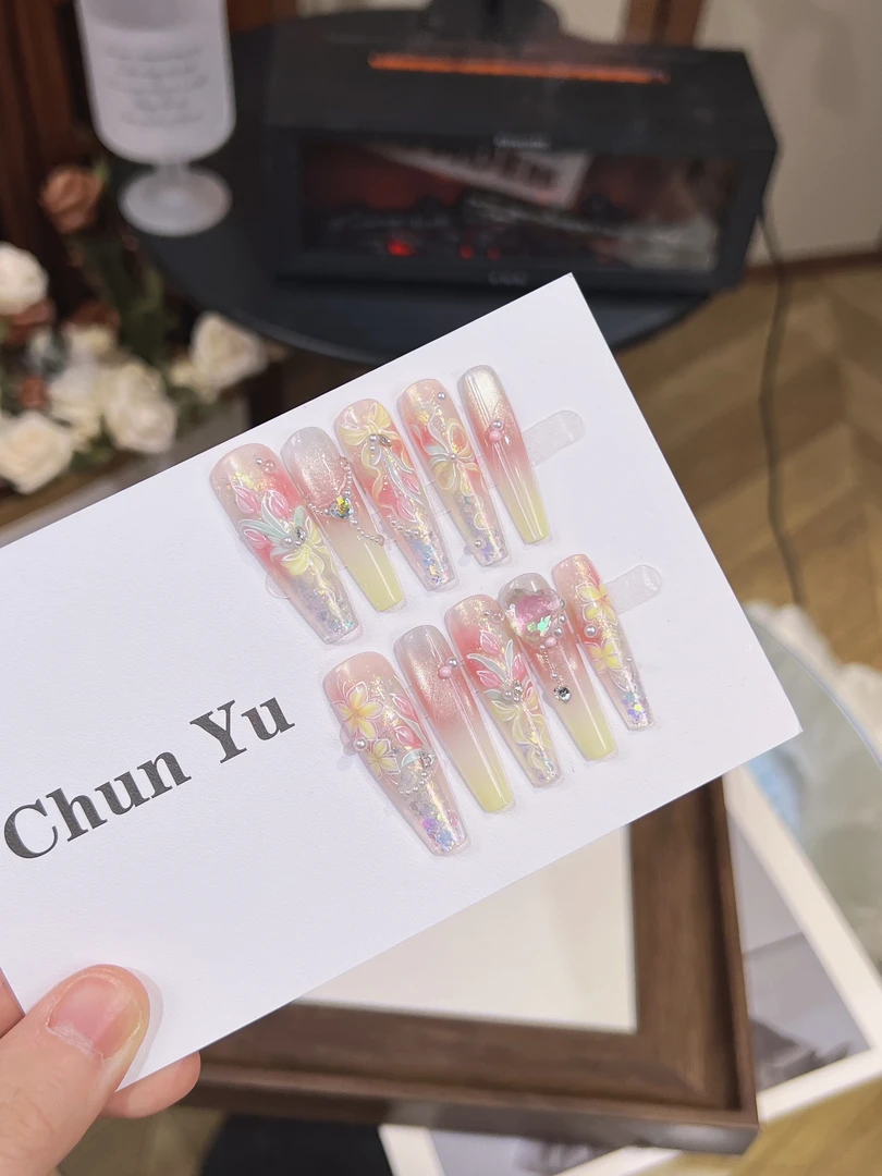 【霓虹糖】椿雨粉黄配色雕花手绘纯手工穿戴甲