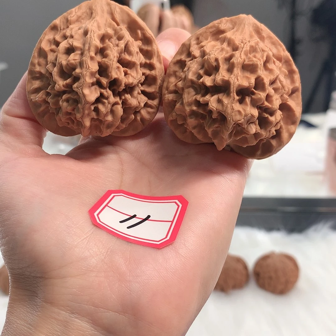 【闪购商品】文玩核桃吊坠官帽 48尺