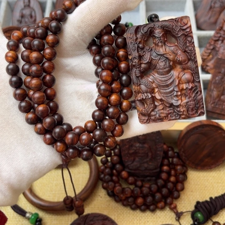 8***肉黄花梨/降香黄檀手串/手链关公