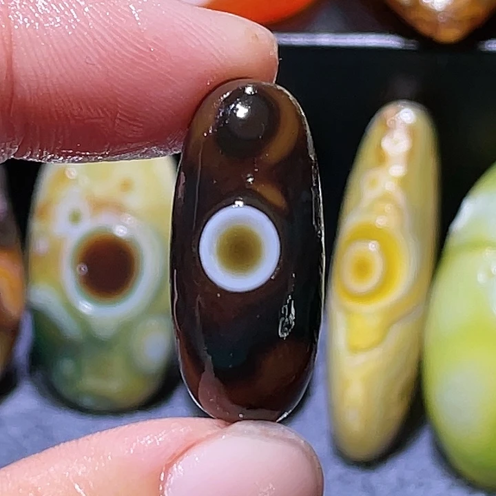 玛瑙/玉髓未镶嵌珠宝奇石