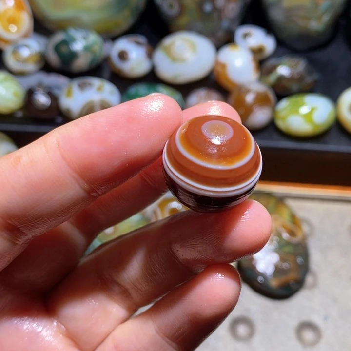 玛瑙/玉髓未镶嵌珠宝半成品初**满