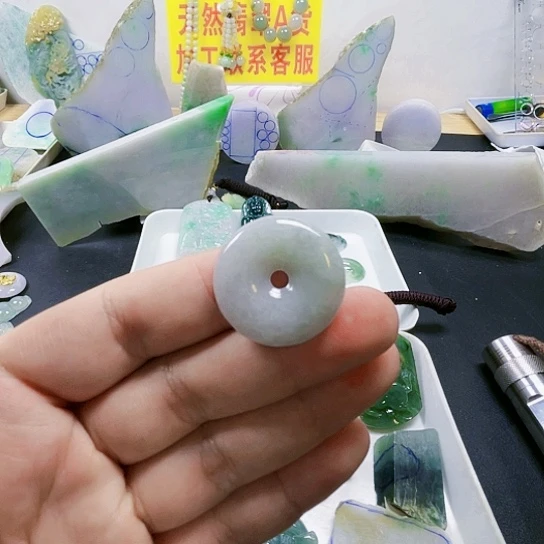 未镶嵌挂件翡翠翡翠