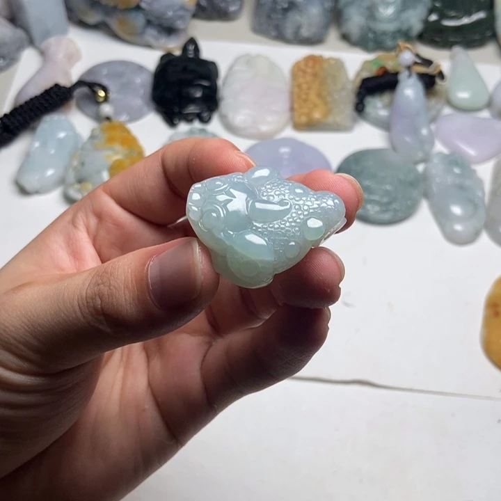 未镶嵌定制翡翠金蟾19