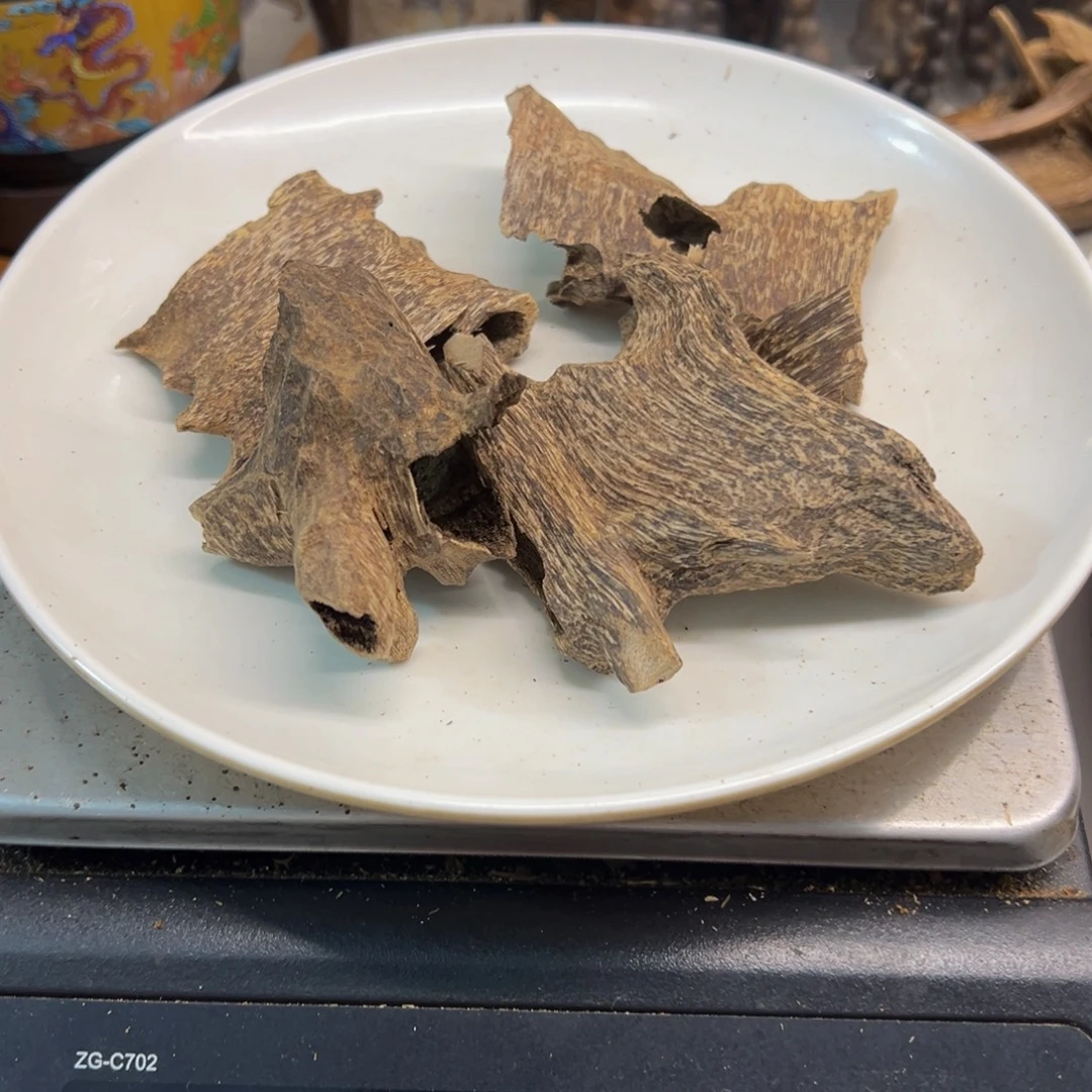 沉香沉香碎屑芽庄壳子原材料31克