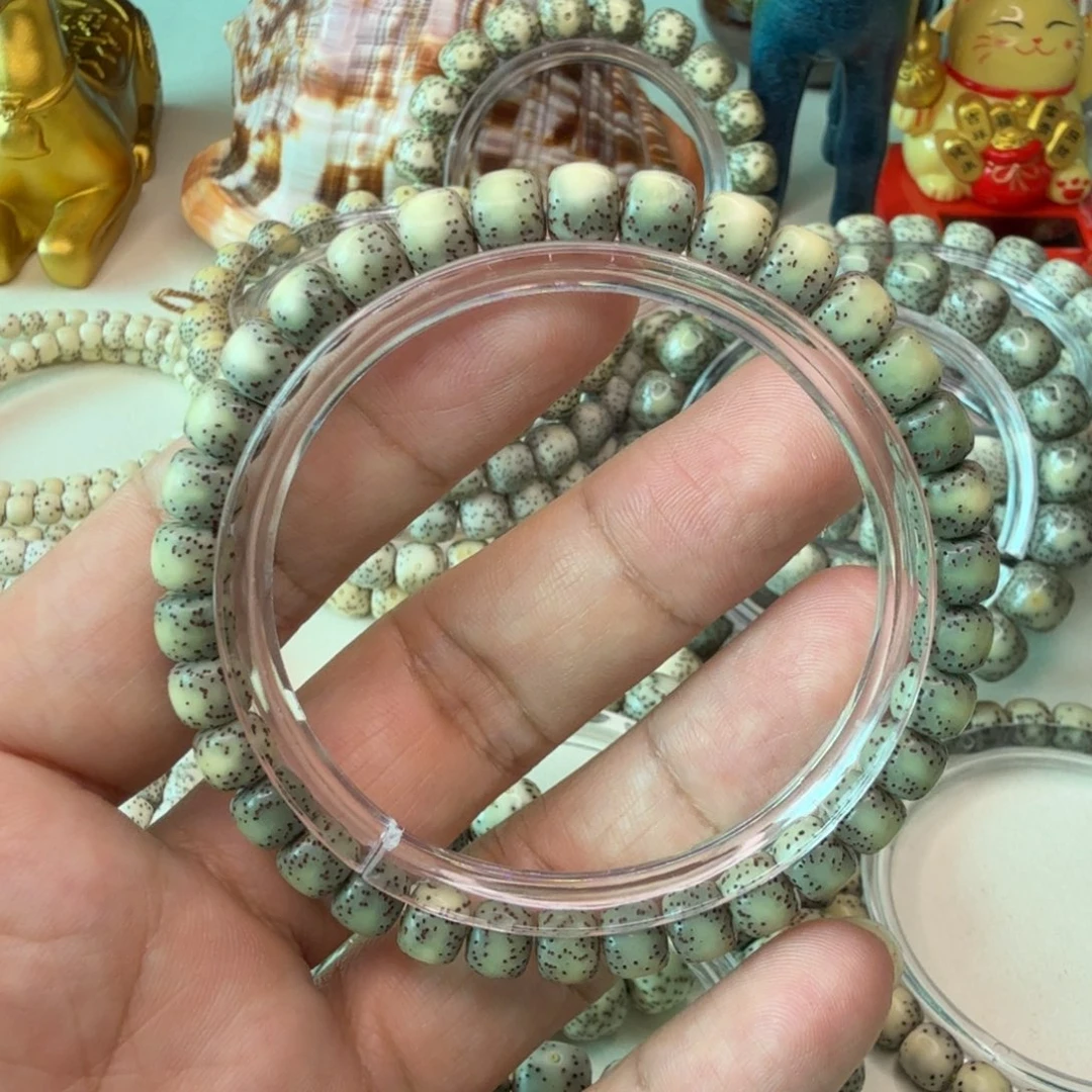 星月菩提手串星月菩提糯冰玉化绿包白通体76