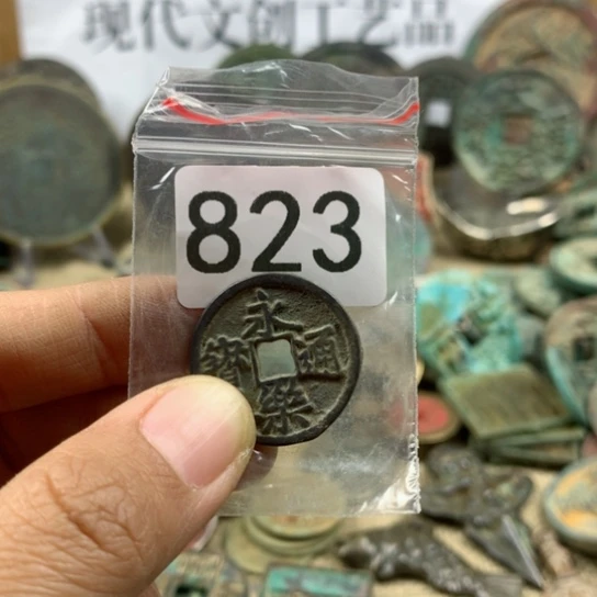 铜奔**?现代文创工艺品