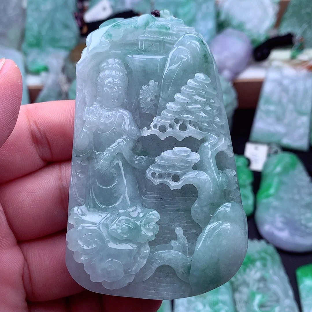 吊坠(不含链)未镶嵌翡翠