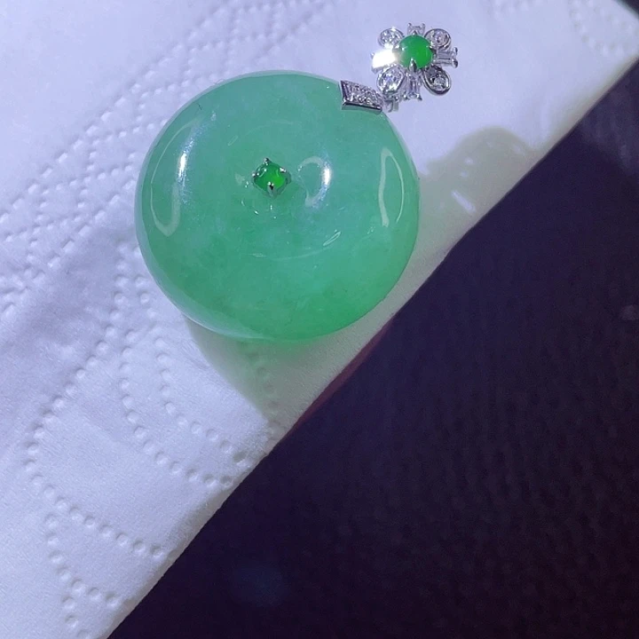 颈饰18K金镶嵌翡翠翡翠