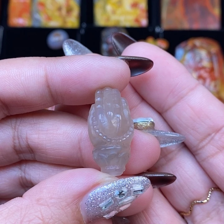 玛瑙/玉髓未镶嵌颈饰