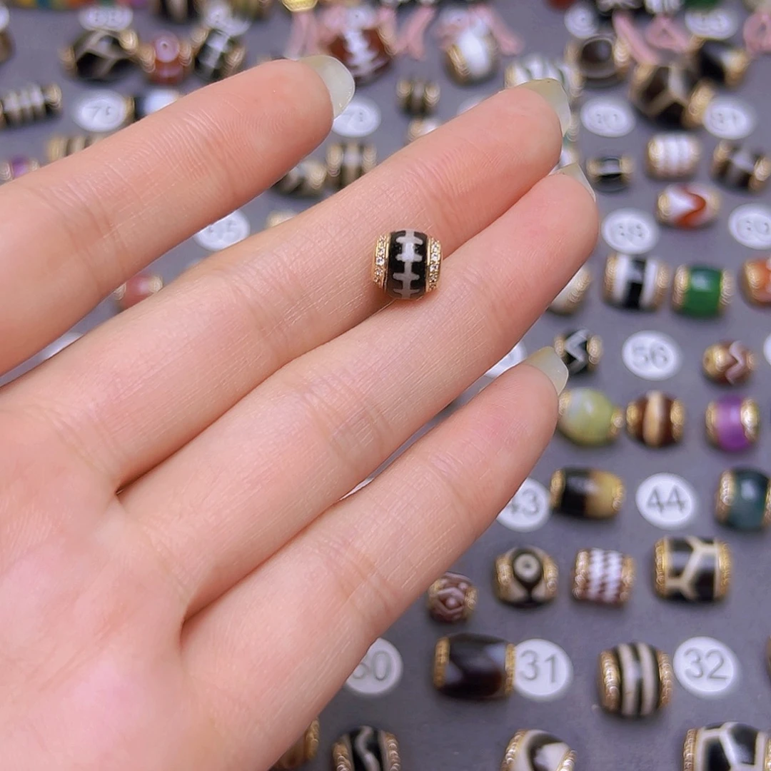 未镶嵌卡8玛瑙/玉髓